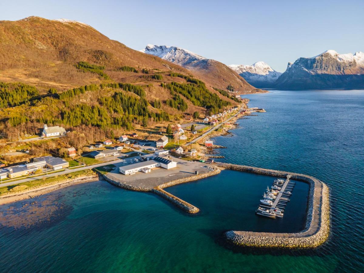 Skagi Bed & Lodge Skaland Экстерьер фото